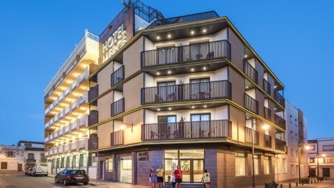 Merce - 3 csillagos sz&aacute;ll&aacute;s - Spanyolorsz&aacute;g, Costa del Maresme - &Ouml;nell&aacute;t&aacute;s