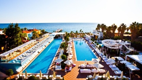 Q Premium Resort - 5 csillagos sz&aacute;ll&aacute;s - T&ouml;r&ouml;korsz&aacute;g, T&ouml;r&ouml;k Rivi&eacute;ra - Ultra All inclusive